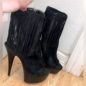 Pleasers, black suede w/fringe at the top size 9